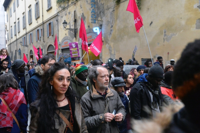 Floransa'da bir siyahinin öldürülmesi protesto edildi